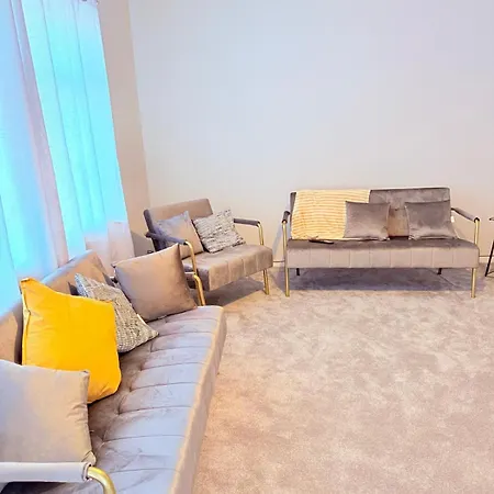 Semesterbostad Spacious 3-bed Contractor-friendly Bristol