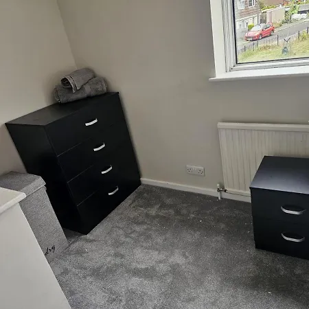 Spacious 3-bed Contractor-friendly Prázdninový dům Bristol